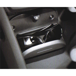 GLASSES COMPARTMENT - 451